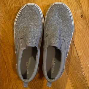 Old Navy slipons Boys size 3